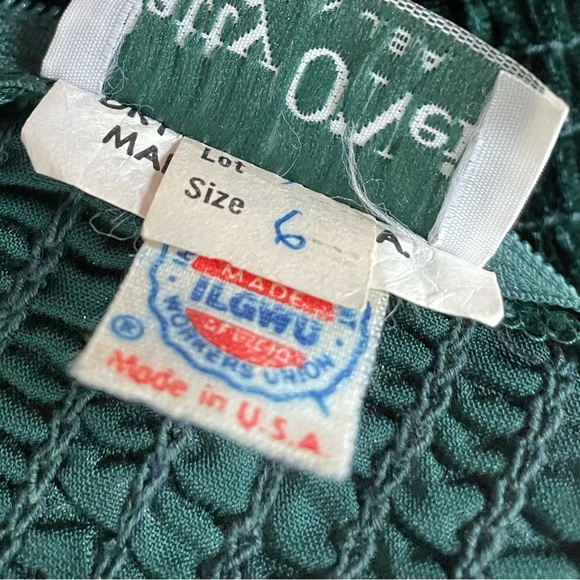 Vintage Patty O’Neil forest green crushed velvet & taffeta party dress, size 6 - Picture 10 of 11